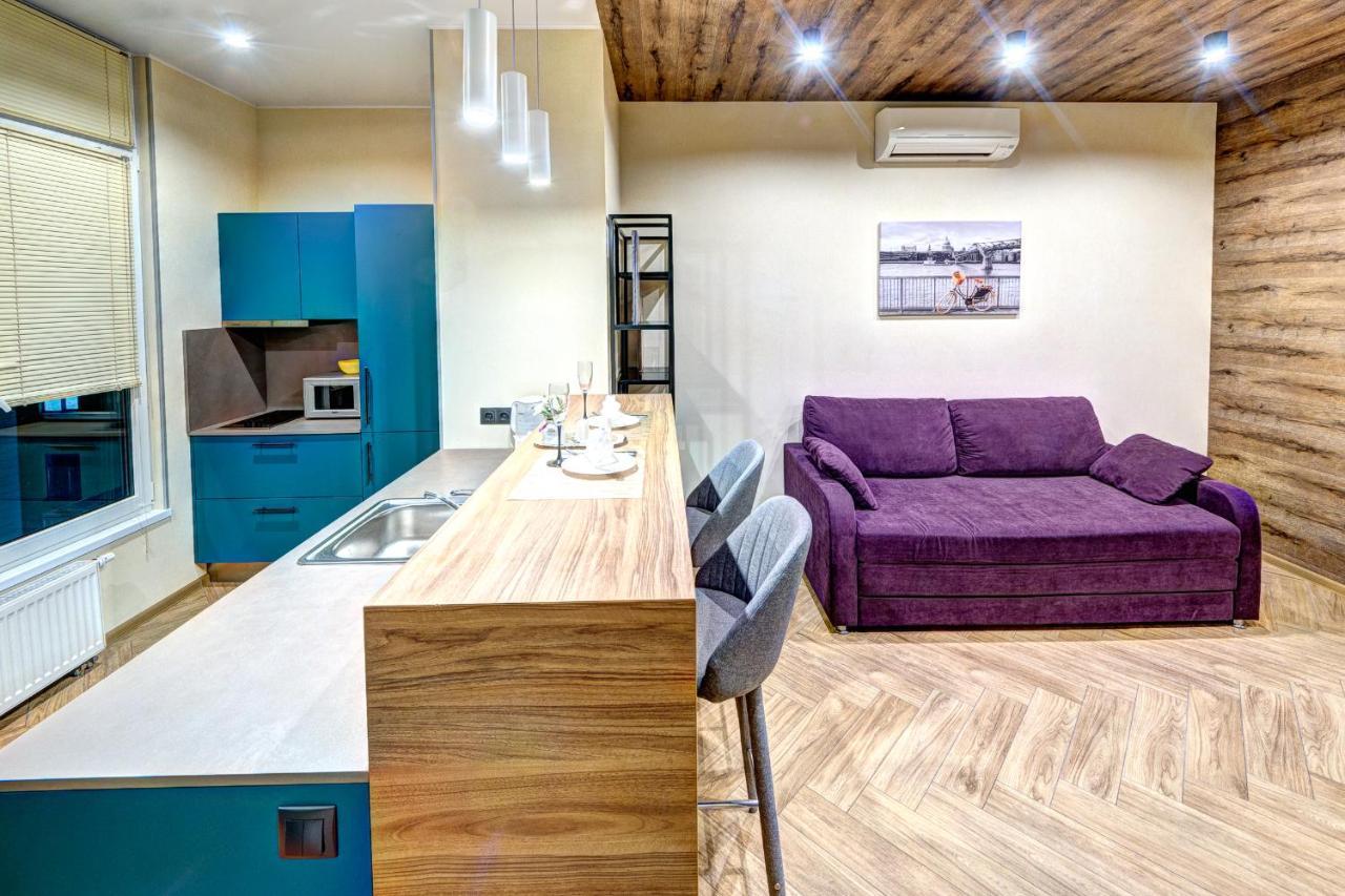 Apartment On The Street. Evgeniya Konovalets, 36B Киев Экстерьер фото